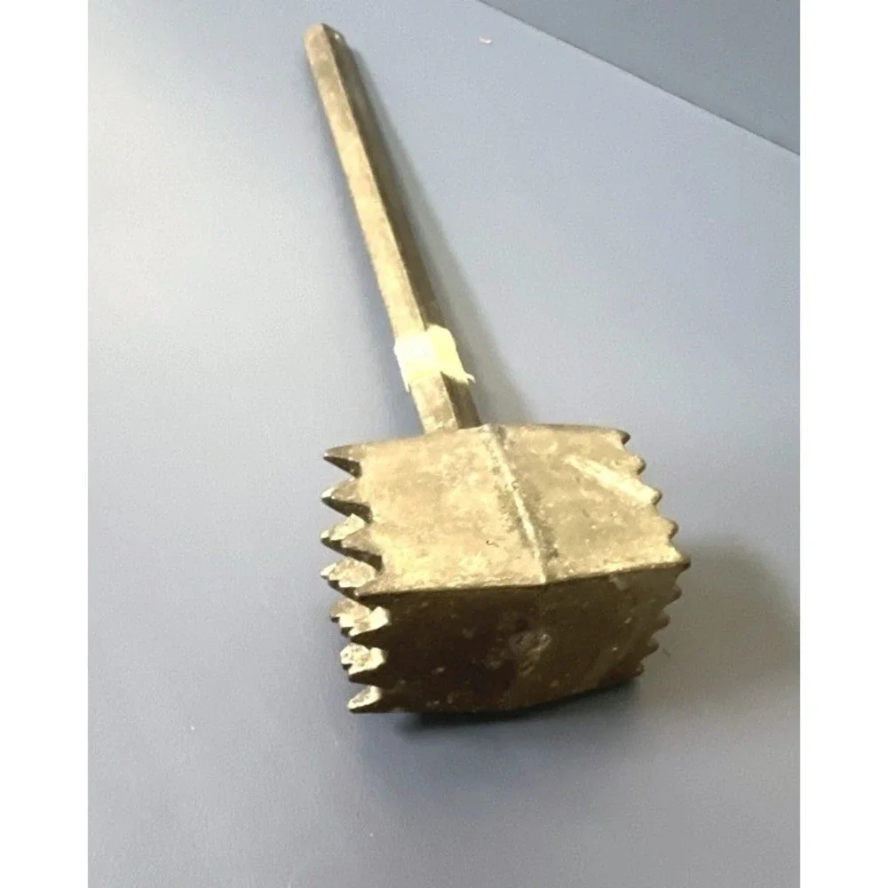 Vintage kitchen Aluminum Meat Tenderizer~2 Sided Made in Taiwan‎ Smaller Size